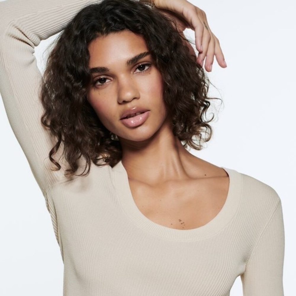 Zara Ribbed Round Neck Top Beige - Picture 7 of 7